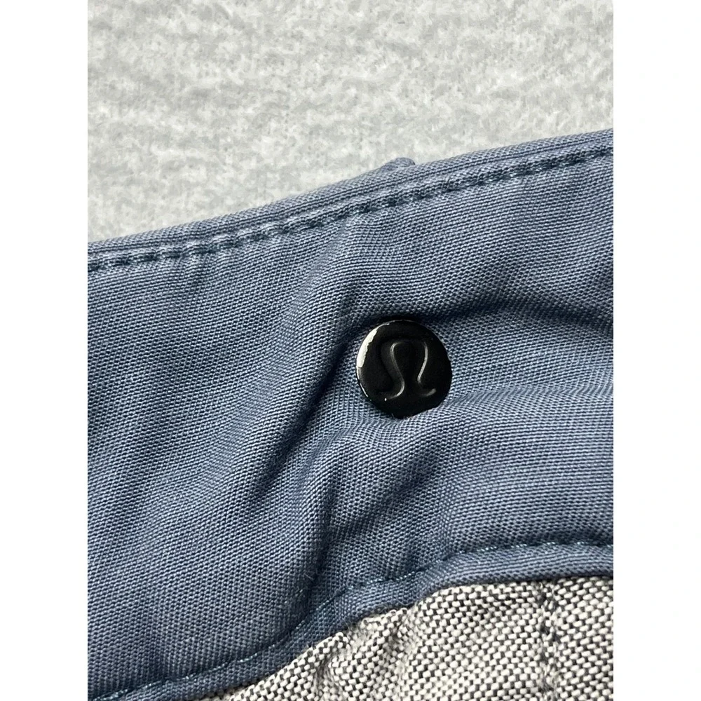 Lululemon Commission Shorts Mens 34 Blue Gray Technical Chino Golf 9 Inseam